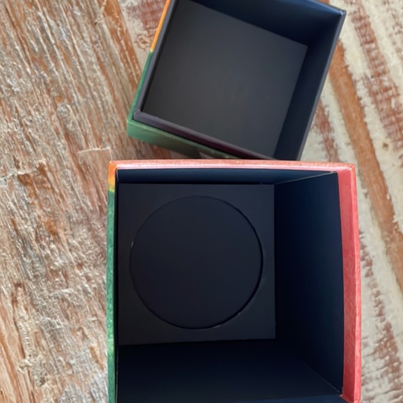 Sezane Art Box. - Picture 9 of 9